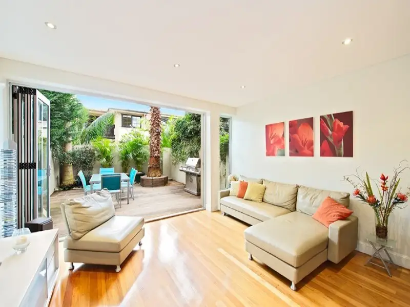18 Caledonia Street, Paddington Sold by Bradfield Badgerfox - image 1
