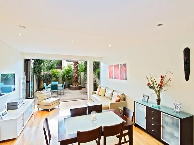 18 Caledonia Street, Paddington Sold by Bradfield Badgerfox - image 1