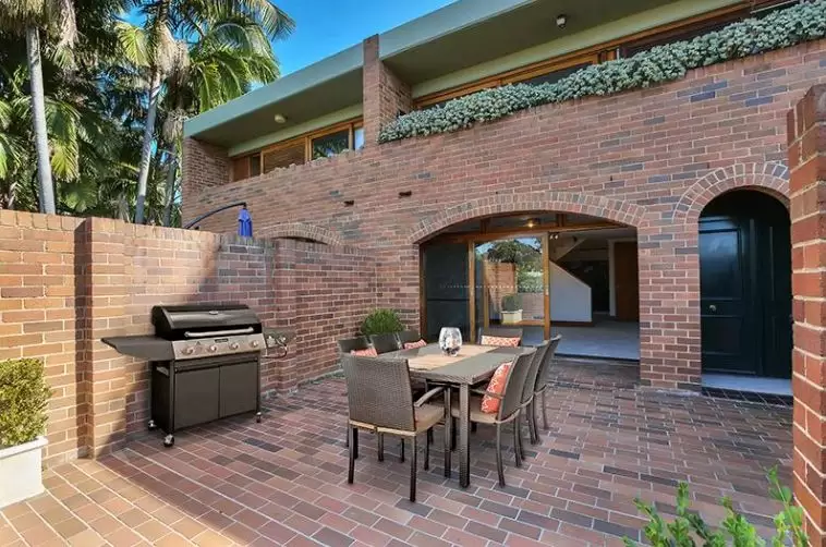 4/3-5 Marathon Road, Darling Point Leased by Bradfield Badgerfox - image 1