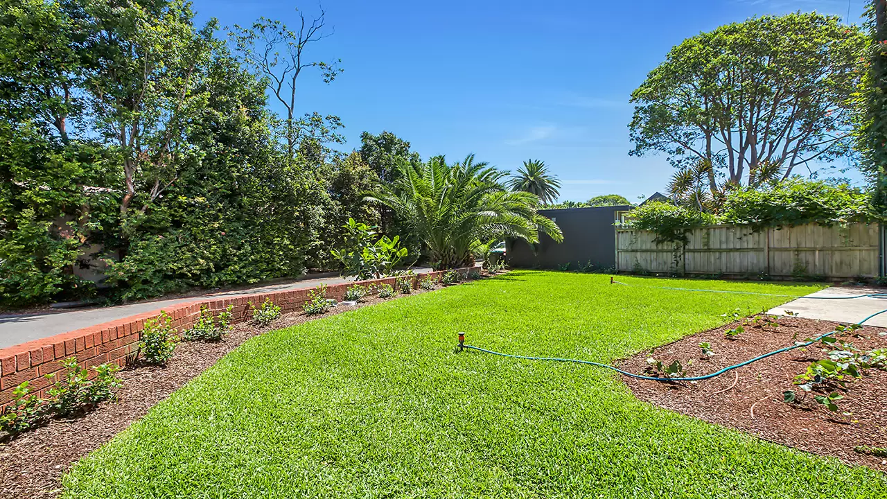 4/46 Clovelly Road, Randwick Leased by Bradfield Badgerfox - image 1