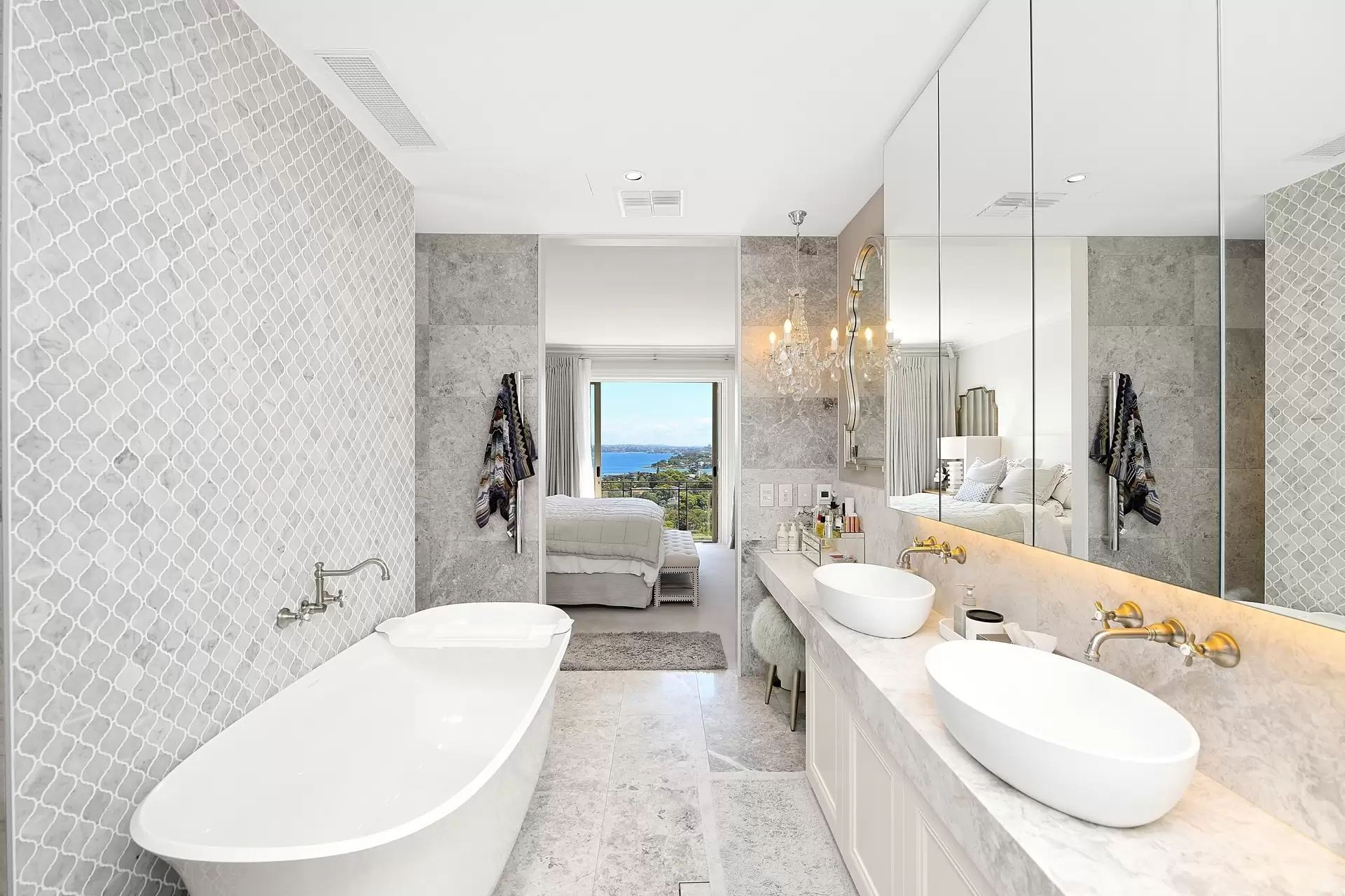 11A Wentworth Road, Vaucluse Sold by Bradfield Badgerfox - image 1