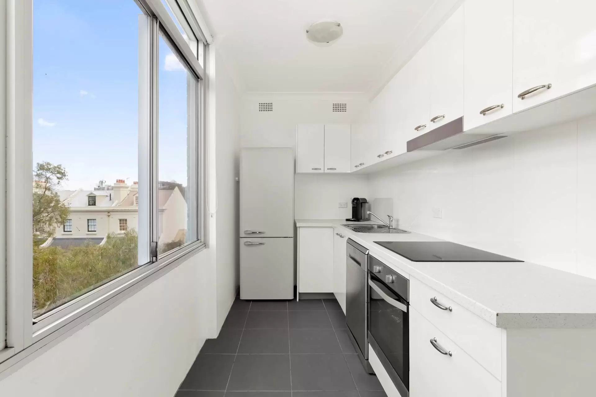 26/6-14 Darley Street, Darlinghurst Sold by Bradfield Badgerfox - image 1