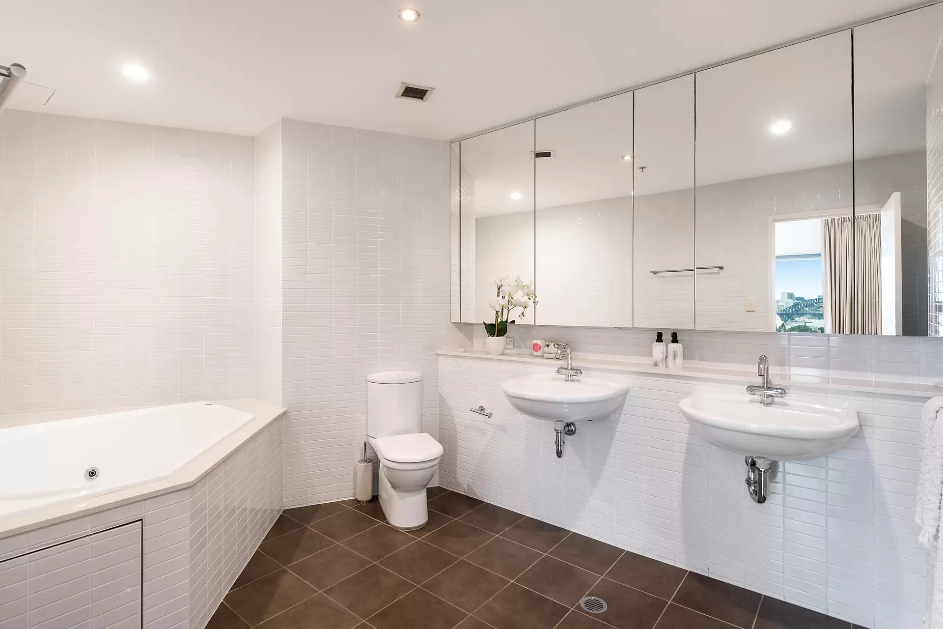 32a/82-94 Darlinghurst Road, Potts Point For Sale by Bradfield Badgerfox - image 1