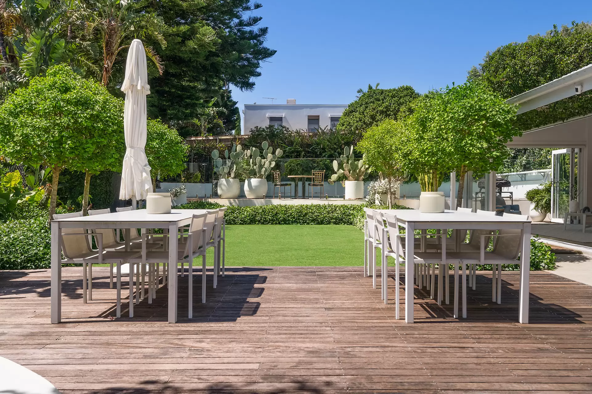 19 Serpentine Parade, Vaucluse Auction by Bradfield Badgerfox - image 1