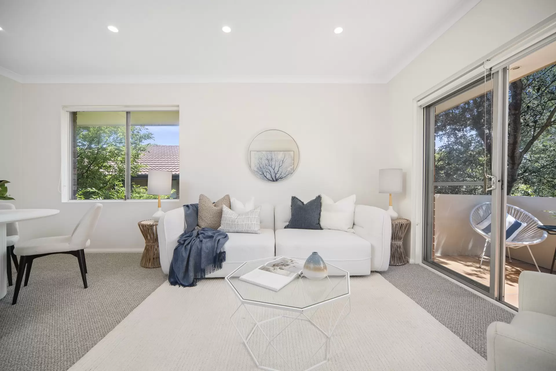 7/13 Onslow Street, Rose Bay Auction by Bradfield Badgerfox - image 1