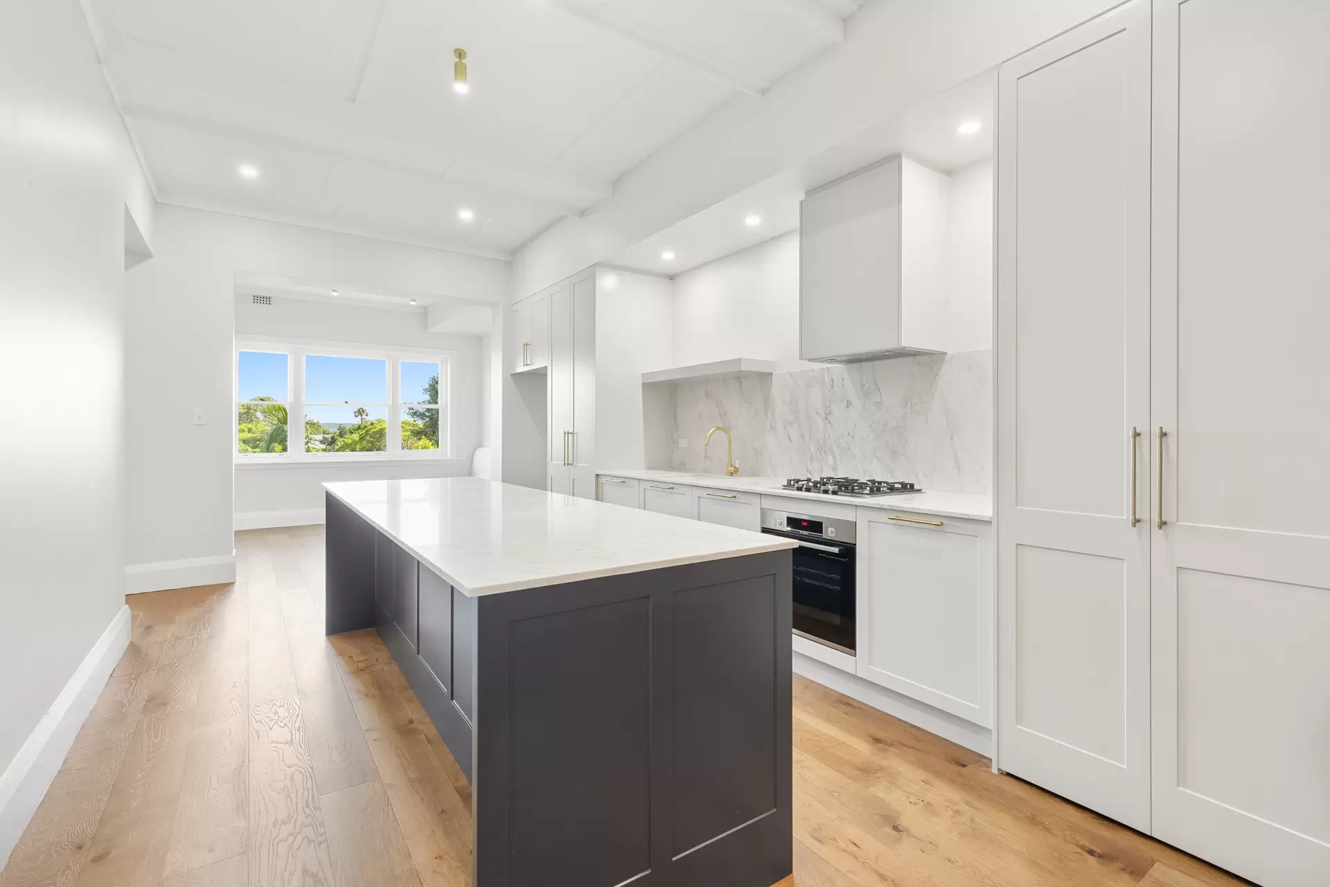 5/286 New South Head Road, Double Bay Auction by Bradfield Badgerfox - image 1