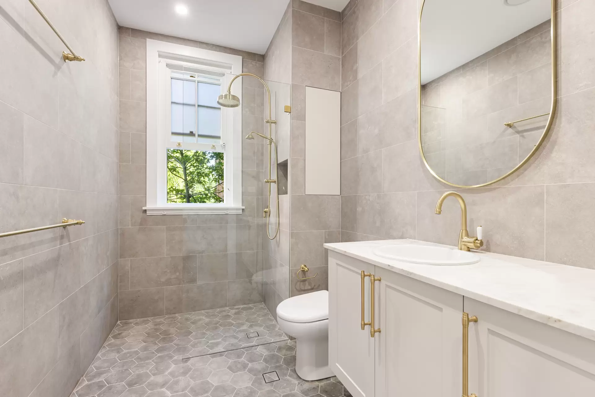 5/286 New South Head Road, Double Bay Auction by Bradfield Badgerfox - image 1