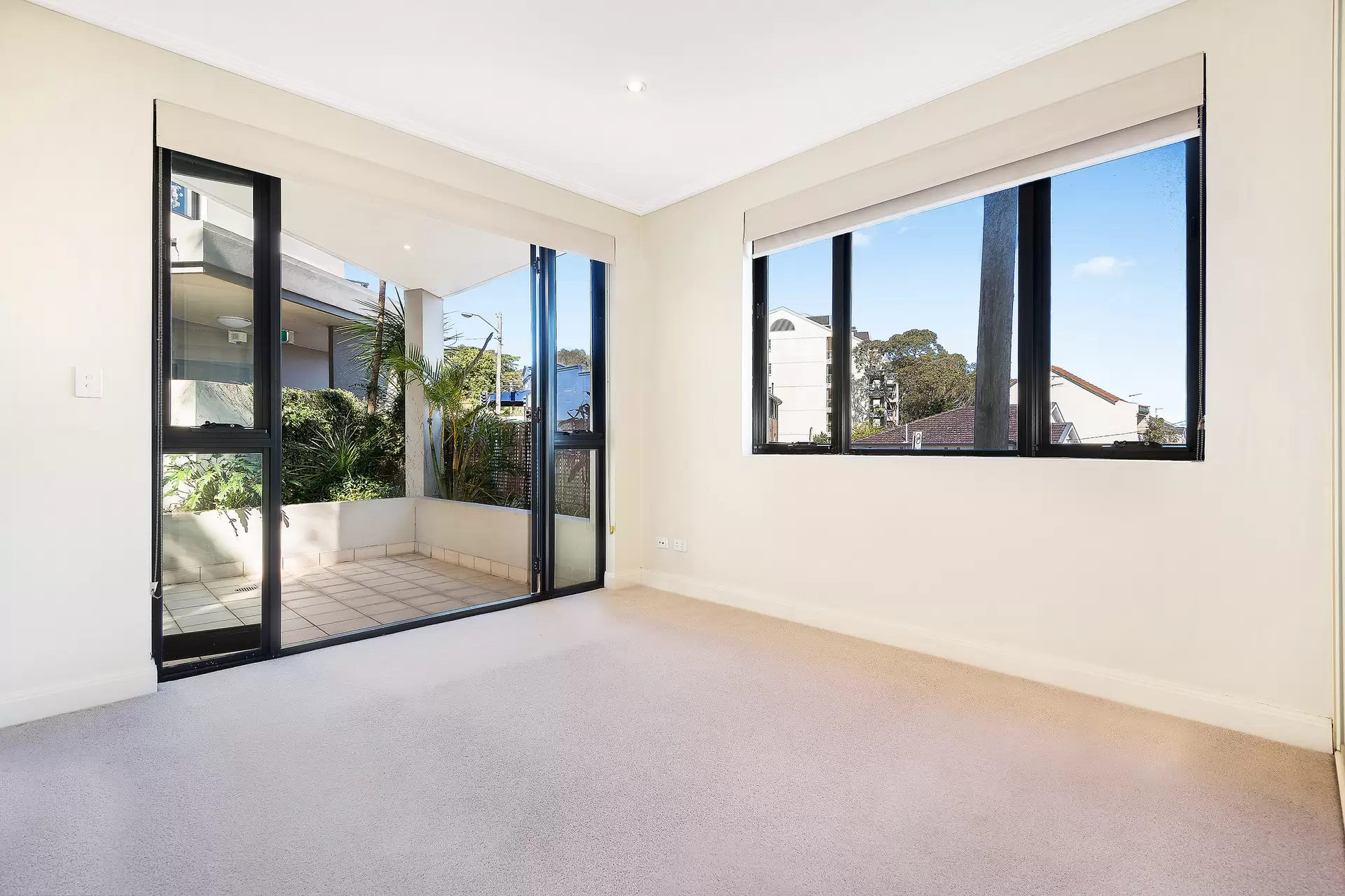 2/117 Bronte Road, Bondi Junction Leased by Bradfield Badgerfox - image 1