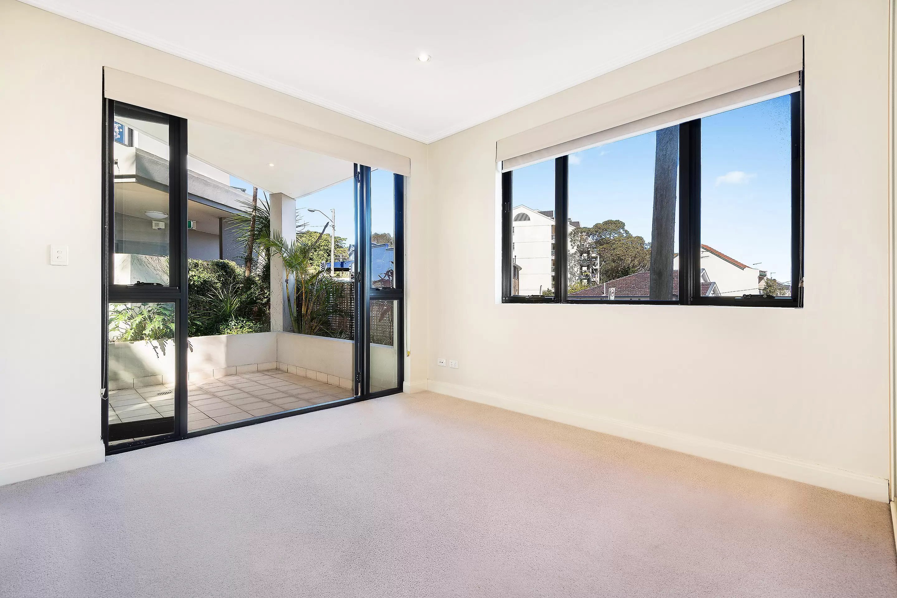 2/117 Bronte Road, Bondi Junction Leased by Bradfield Badgerfox - image 1