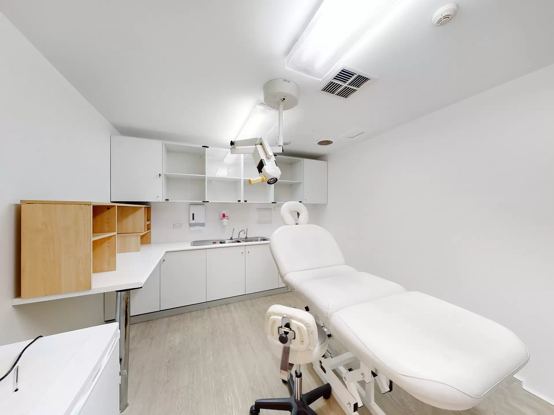 Suite 609/180 Ocean Street, Edgecliff For Lease by Bradfield Badgerfox - image 1