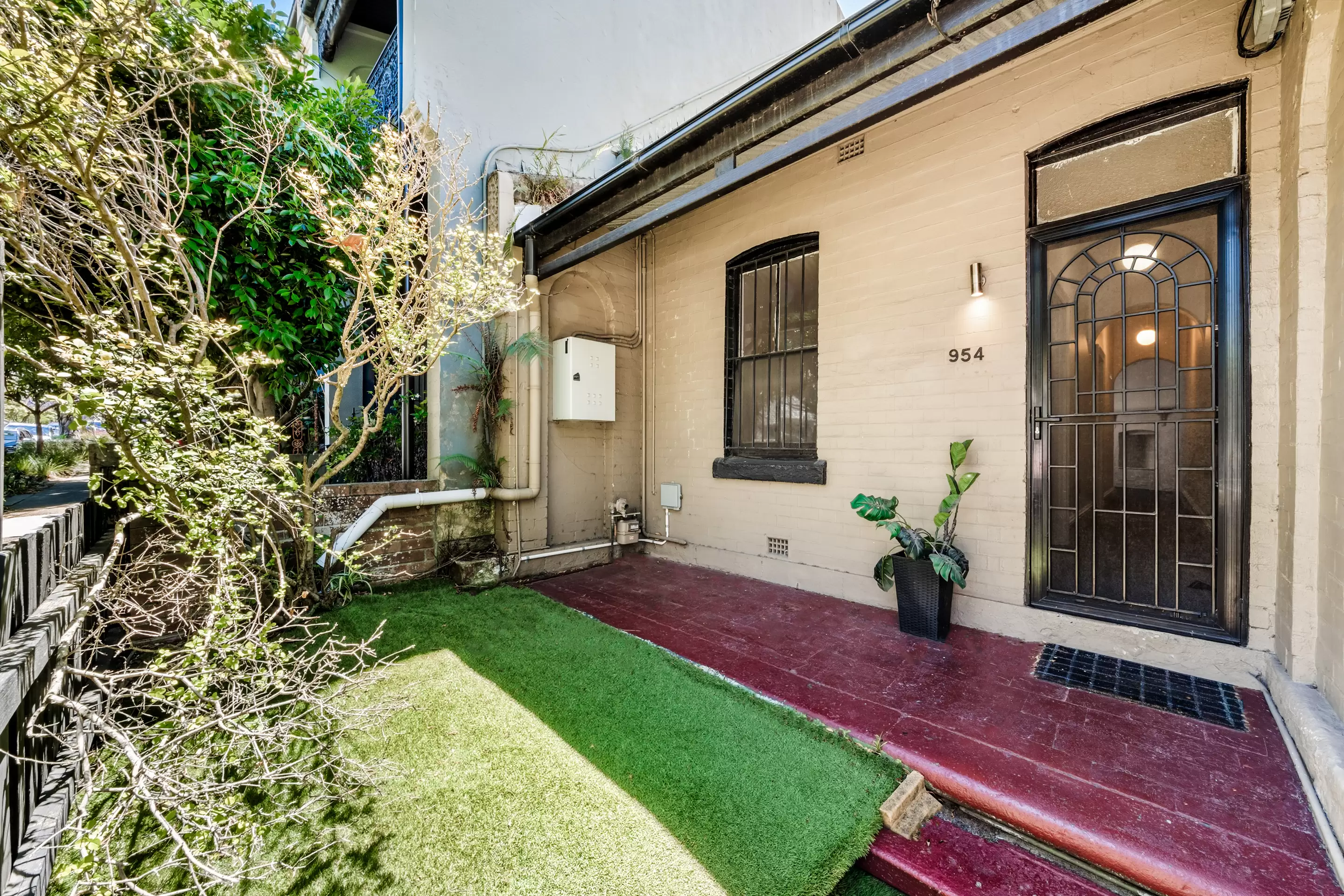 954 Elizabeth Street, Zetland For Lease by Bradfield Badgerfox - image 1