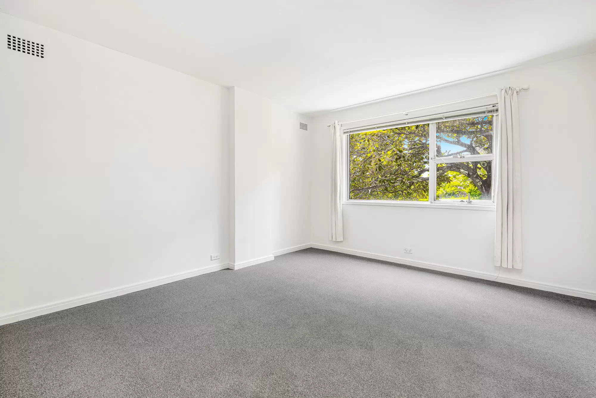 1A/55 Darling Point Road, Darling Point Leased by Bradfield Badgerfox - image 1