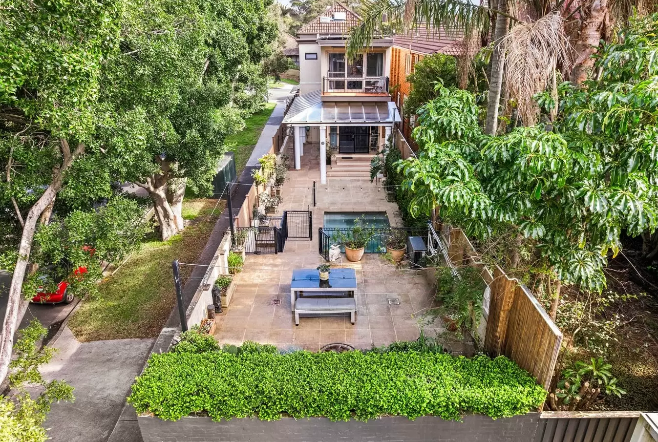 109 Wellington Street, Bondi Beach Leased by Bradfield Badgerfox - image 1