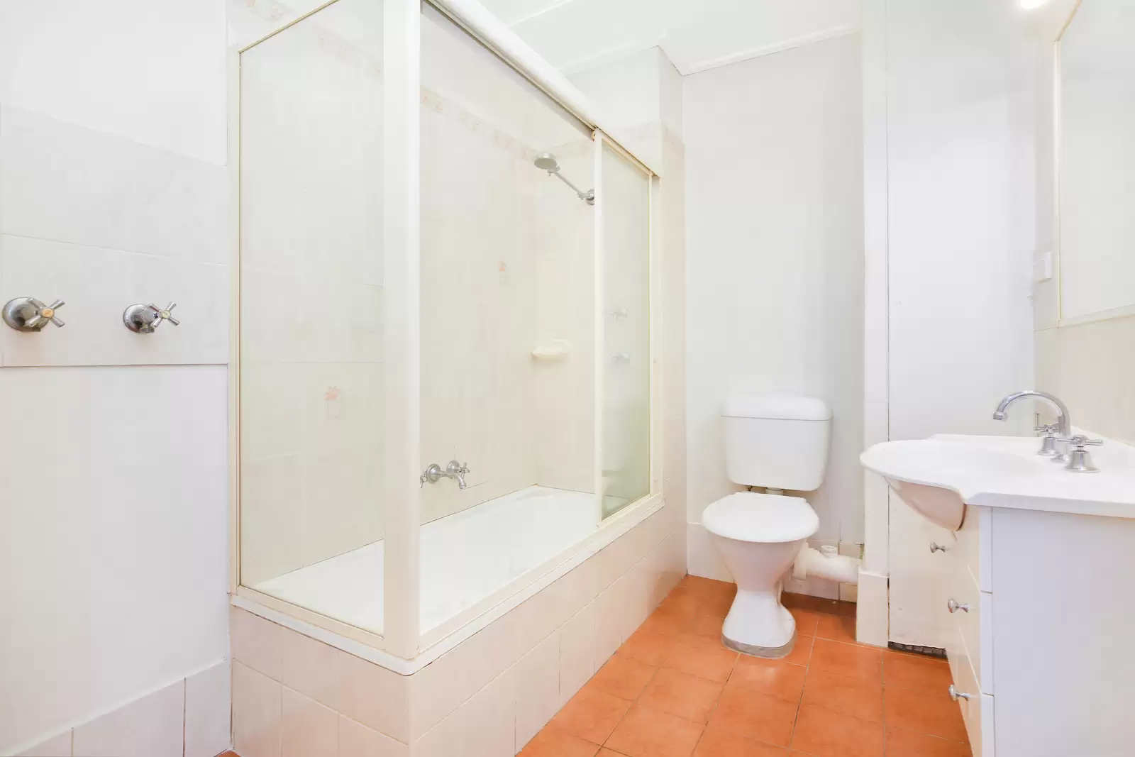 14/49-51 Cook Road, Centennial Park Leased by Bradfield Badgerfox - image 1