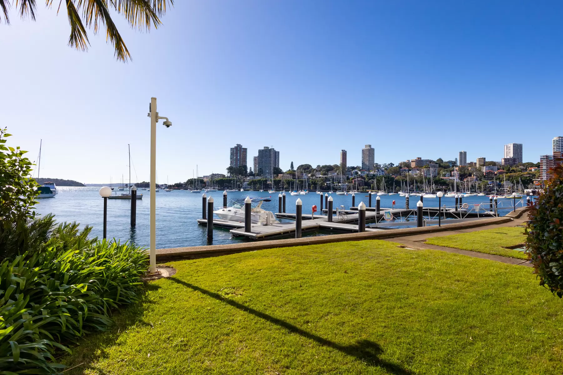81/95 Elizabeth Bay Road, Elizabeth Bay Sold by Bradfield Badgerfox - image 1