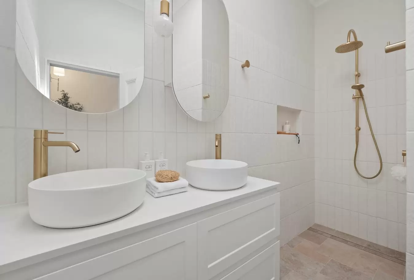 9 Victoria Place, Paddington Leased by Bradfield Badgerfox - image 1