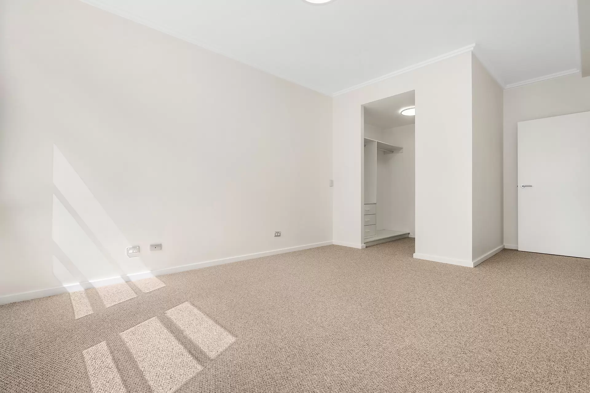 95/253 Chalmers Street, Redfern For Sale by Bradfield Badgerfox - image 1