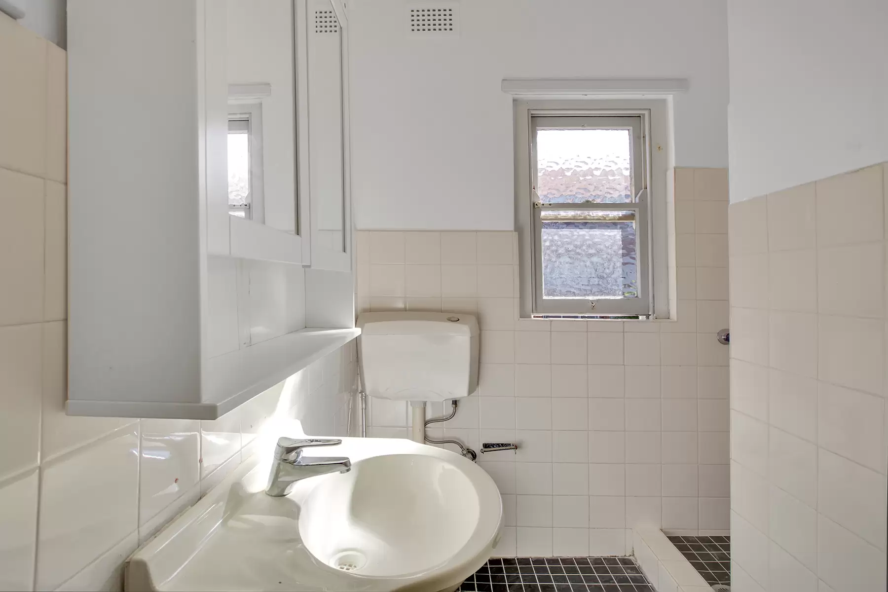 6/87 Ocean Street, Woollahra Leased by Bradfield Badgerfox - image 1