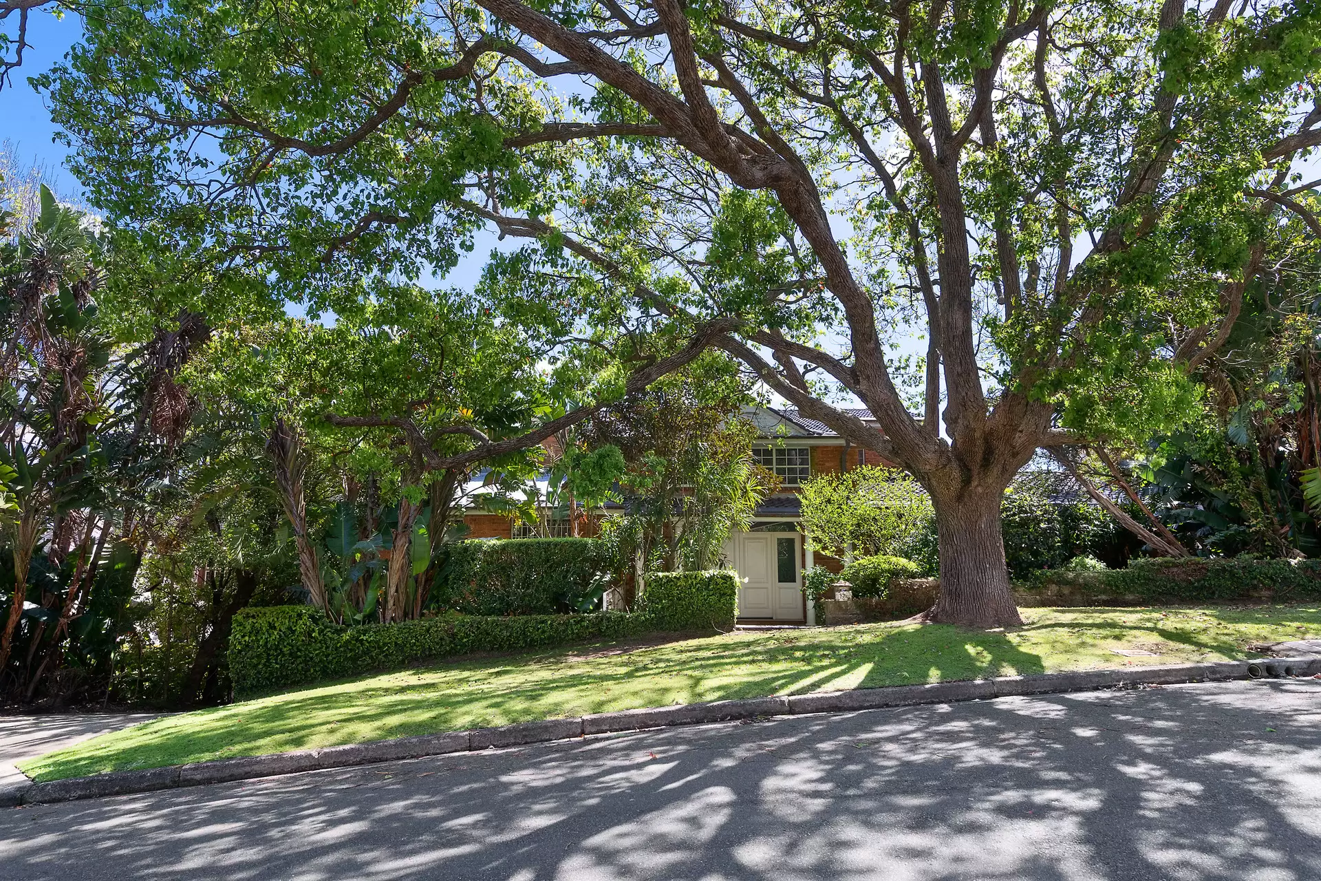 19A Wentworth Road, Vaucluse Sold by Bradfield Badgerfox - image 1
