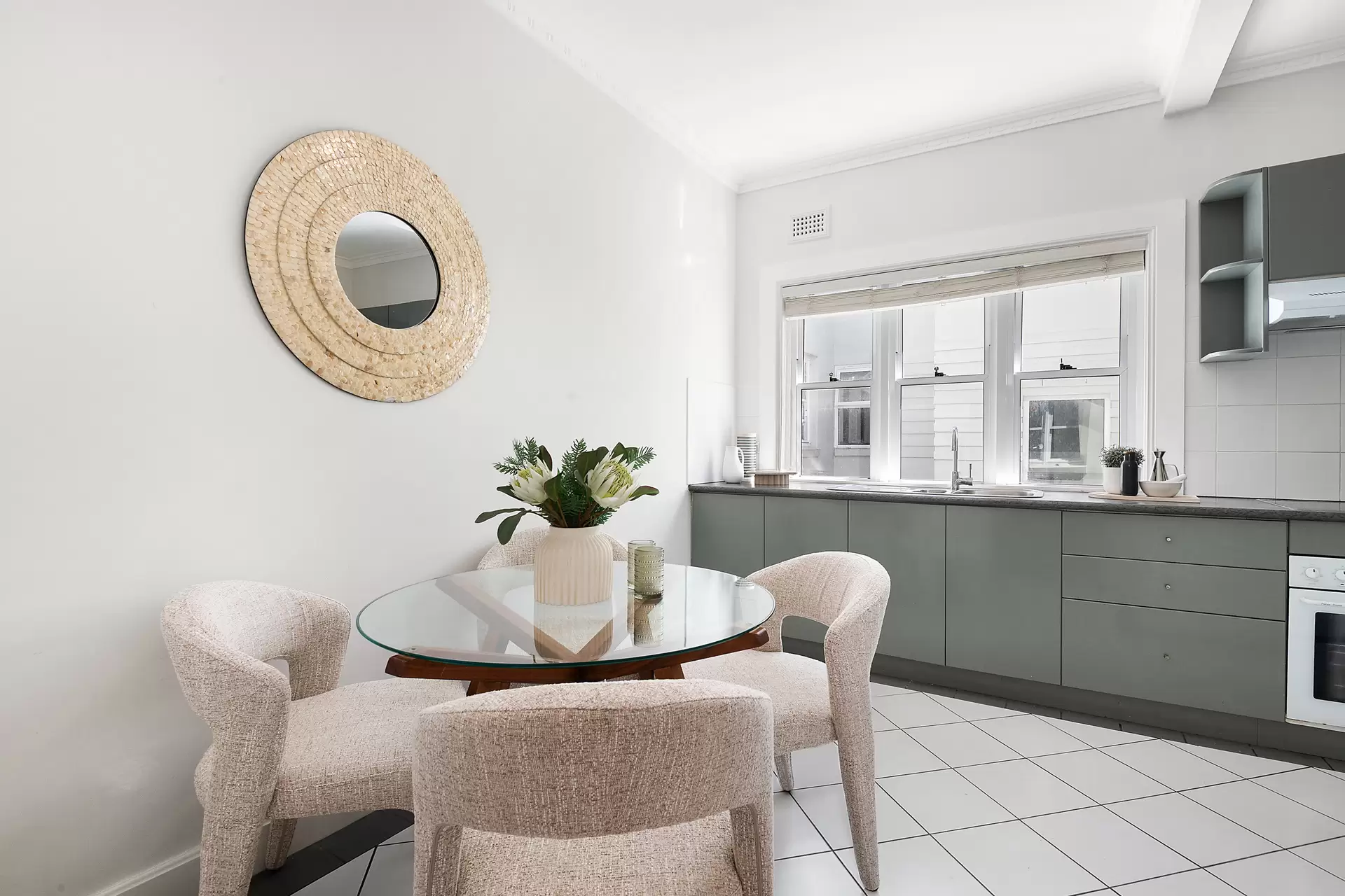 3/668-670 New South Head Road, Rose Bay Sold by Bradfield Badgerfox - image 1