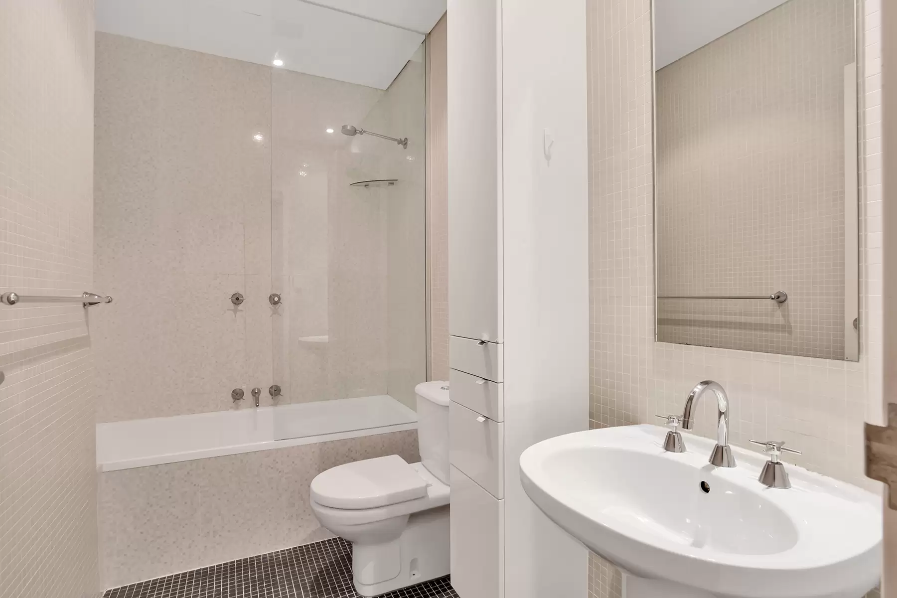 312/24-38 Bellevue Street, Surry Hills Leased by Bradfield Badgerfox - image 1