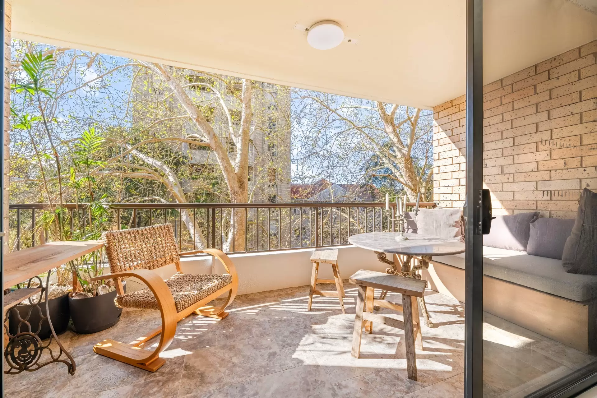 6/29-35 Roslyn Gardens, Elizabeth Bay For Sale by Bradfield Badgerfox - image 1