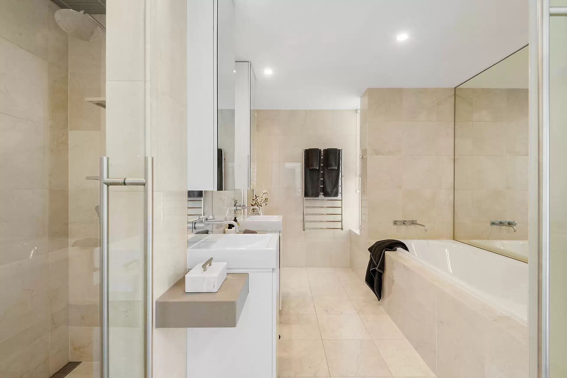 3/59 William Street, Double Bay Auction by Bradfield Badgerfox - image 1