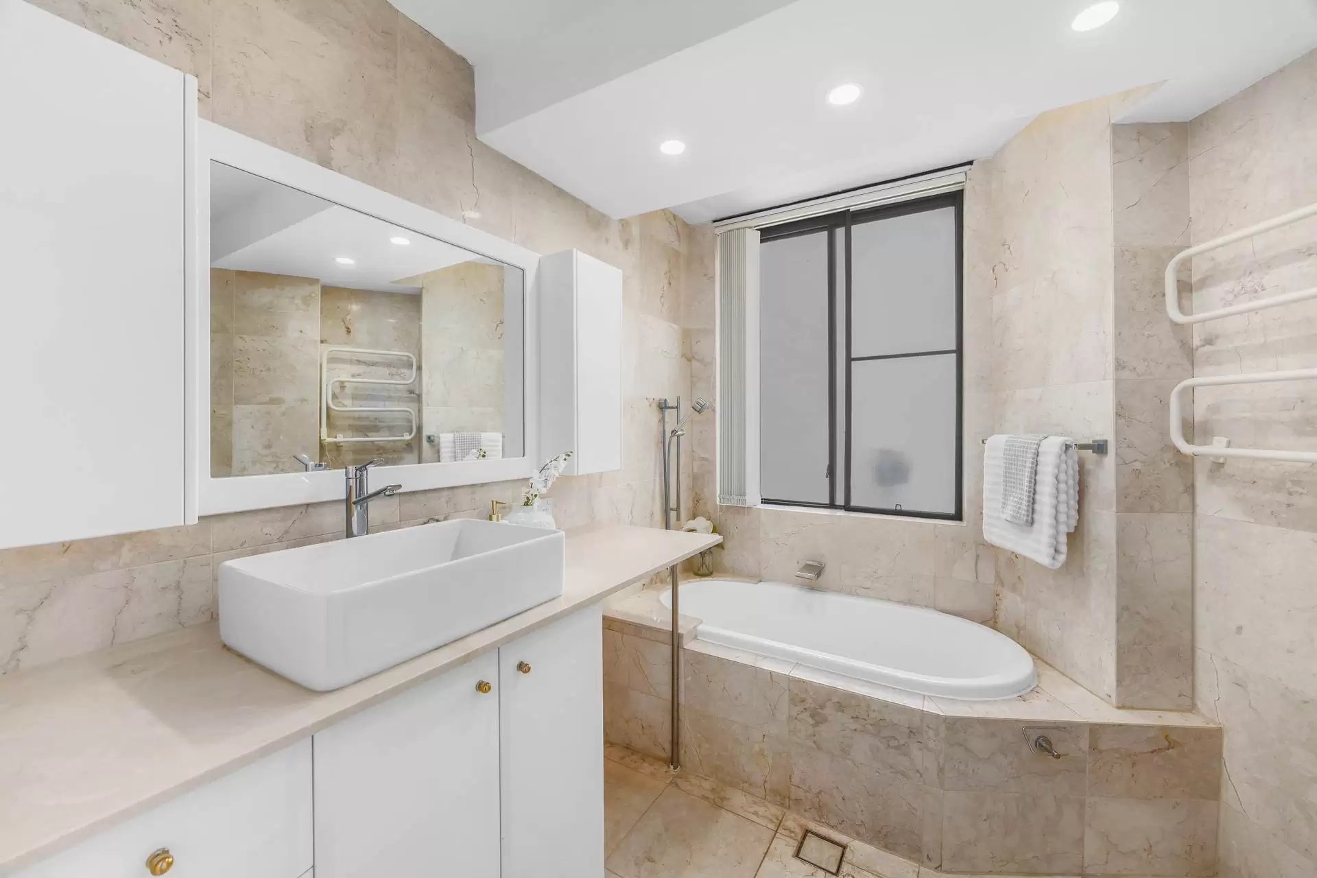 8A/45 Ocean Avenue, Double Bay For Sale by Bradfield Badgerfox - image 1