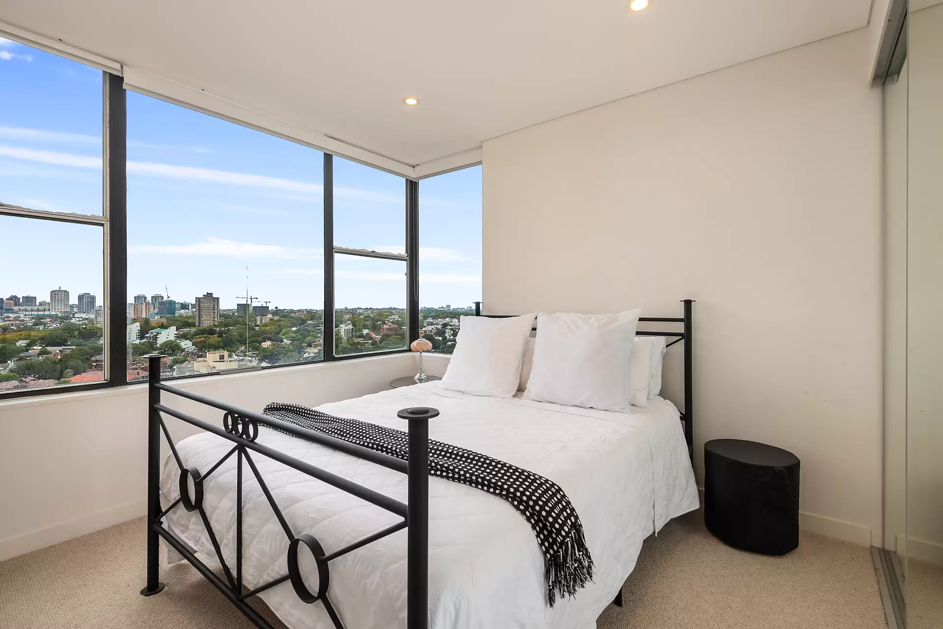 25G/3-17 Darling Point Road, Darling Point For Sale by Bradfield Badgerfox - image 1