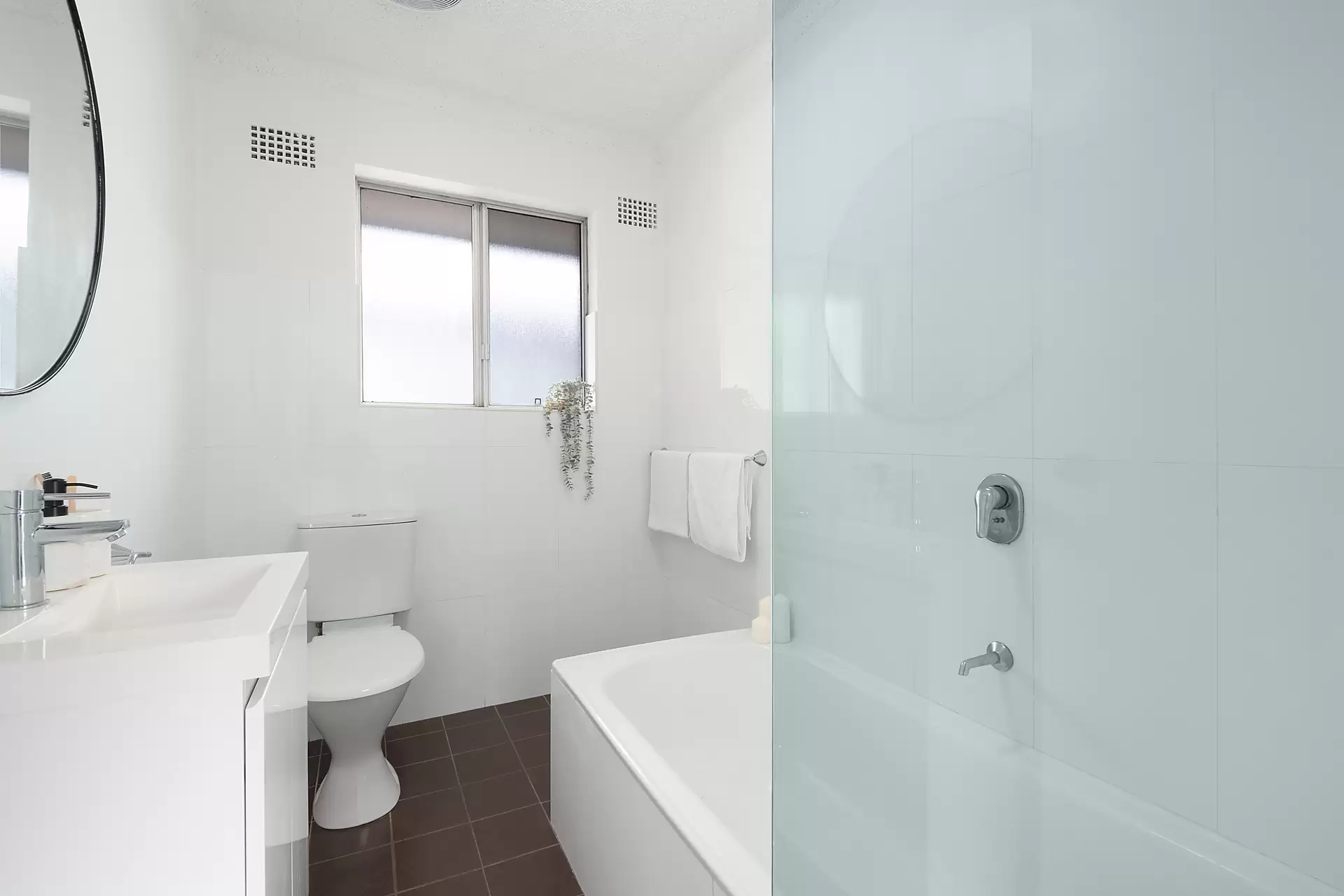 12/178 Oberon Street, Coogee Auction by Bradfield Badgerfox - image 1