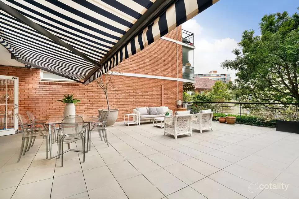 3/52 Darling Point Road, Darling Point Leased by Bradfield Badgerfox - image 1