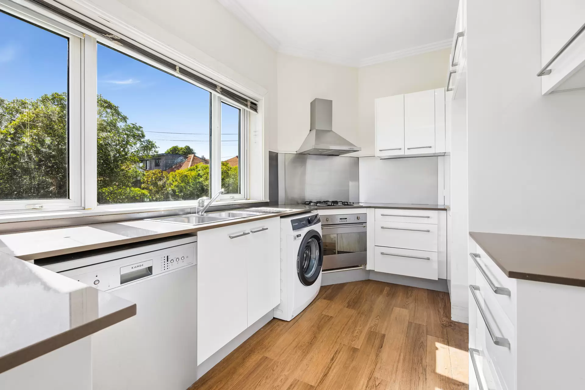 6/58-60 Ourimbah Road, Mosman For Lease by Bradfield Badgerfox - image 1