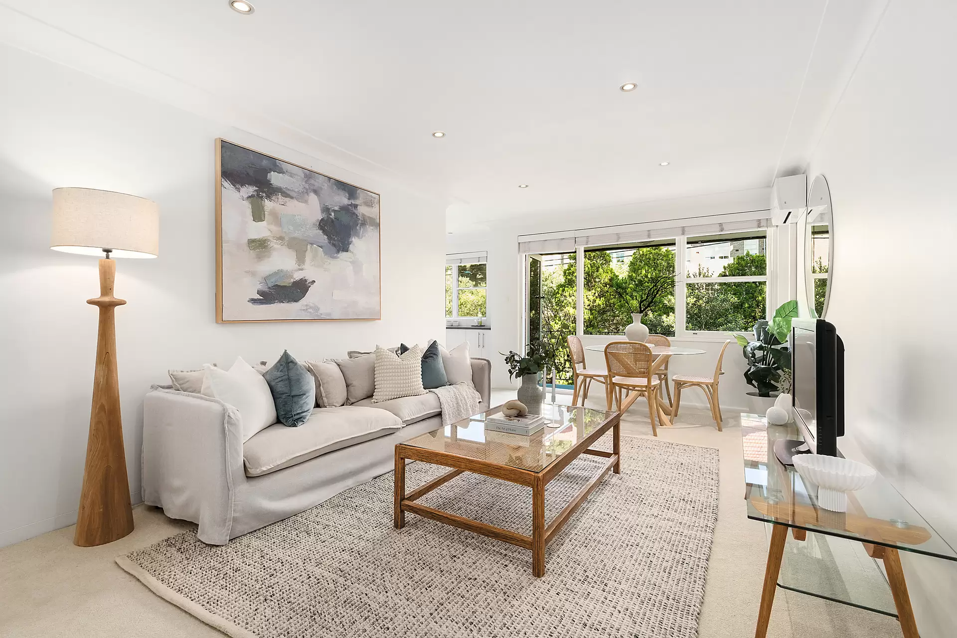 7/11a Byron Street, Coogee Auction by Bradfield Badgerfox - image 1