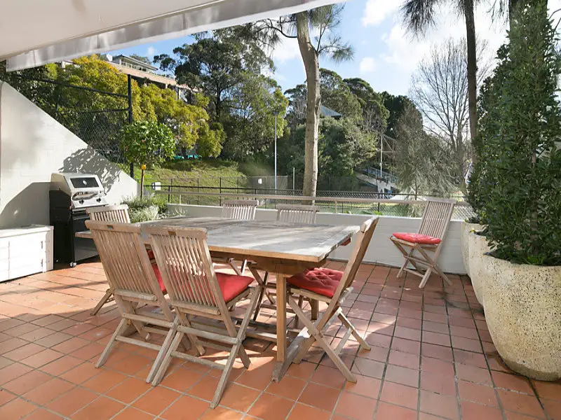 25/400 Glenmore Road, Paddington Sold by Bradfield Badgerfox - image 1