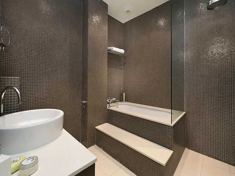 201 Sutherland Street, Paddington Sold by Bradfield Badgerfox - image 1